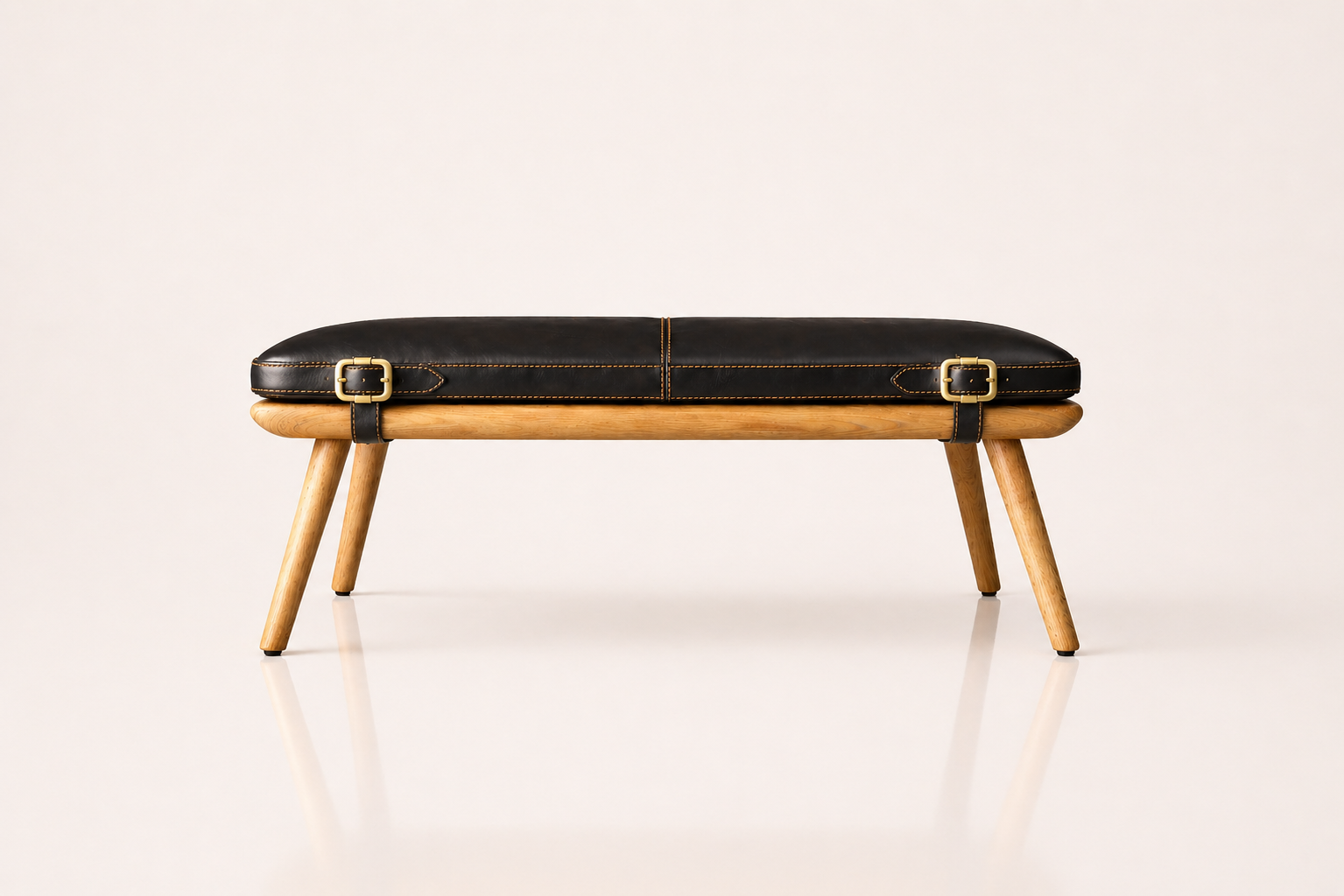 the WIAN bed end bench in black full-grain leather (BLACK RAIN)
