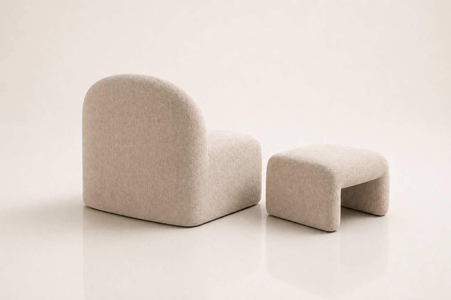 the RUMÉ unwind chair rear view